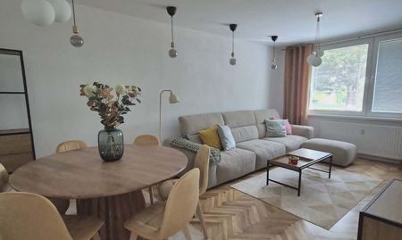 Exkluzívne na prenájom krásny novozrekonštruovaný 2.izb byt Nitra - Chrenová - Photo 2