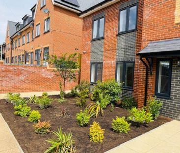 4 bedroom townhouse to rent - Photo 3