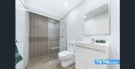 Oversized 2 Bedroom + Study Sanctuary with Rare Huge Courtyard – Perfect for Pet Lovers or kids playing - Photo 2