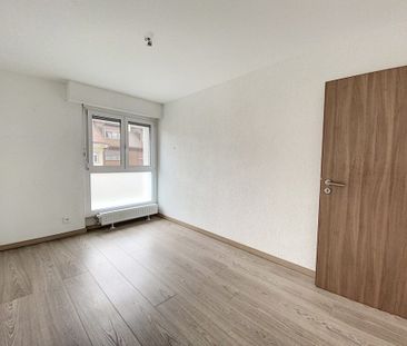 Superbe appartement de 4.5 pièces 2ème étage au coeur de Domdidier - Foto 2