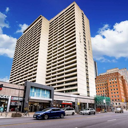 Huntley Apartments - Photo 3