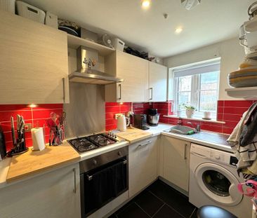 2 bedroom end of terrace house to rent - Photo 5
