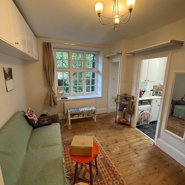 Studio Flat, Holly Lodge Mansions, N6 - Photo 1