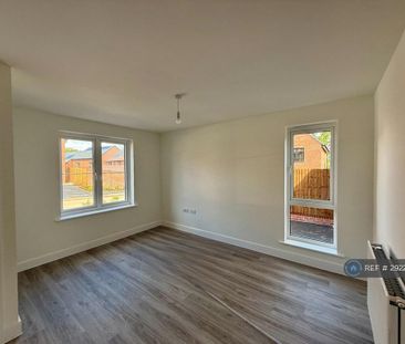 3 bedroom end of terrace house to rent - Photo 1