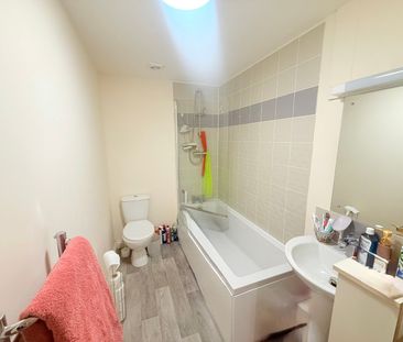 Sherborne Road, Yeovil, Somerset - Photo 4