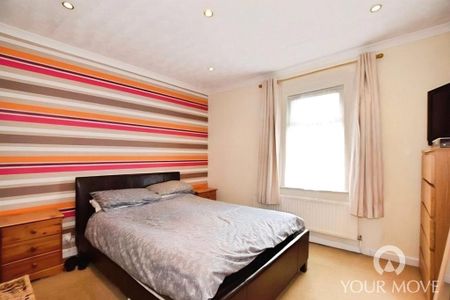 2 bedroom terraced house to rent - Photo 4