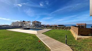 Apartment new sea view 2 bedrooms Ericeira Santo Isidoro Mafra - gated community, sea view, air conditioning, furnished, parking lot, swimming pool, garden, balcony, store room, kitchen, solar panels - Photo 2