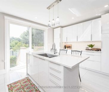 For Lease - 26 Leyton Avenue Unit# Room, Toronto, Ontario - Photo 5