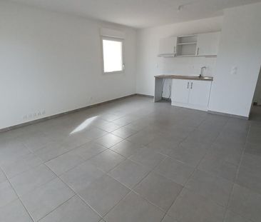 location Appartement T3 DE 57.7m² À NIMES - Photo 5