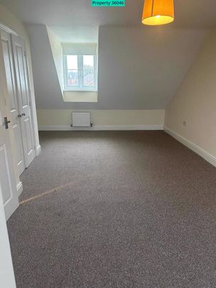 4 bedroom semi-detached house to rent - Photo 1