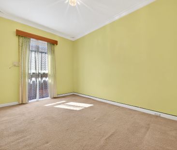 Three Bedroom Home in Rockingham - Photo 3
