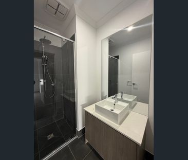 15 Fen Walk, Point Cook, Vic 3030 - Photo 6