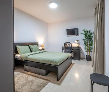 Carrer de Sueca, Valencia, Valencian Community 46006 - Photo 3