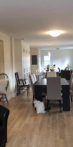 6 1/2 pcs très grand entièrement rénové Vieux Longueuil - Photo 3