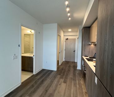 For Lease - 8 Interchange Way Unit# 2211, Vaughan, Ontario - Photo 4