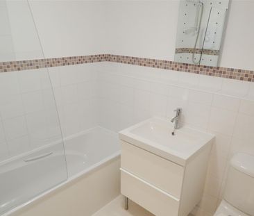 Partridge House, 103 Mount Pleasant, Redditch - Photo 3