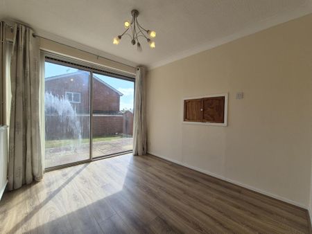 3 bedroom property to rent - Photo 2