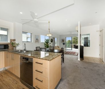 Modern Two Bedroom Apartment in Prime Turner Location - Photo 6