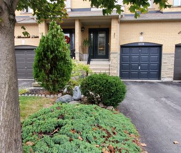 For Lease - 5134 Silvercreek Drive, Burlington, Ontario - Photo 3