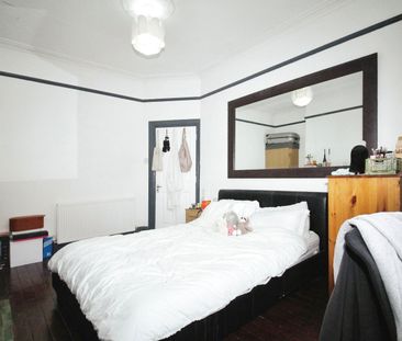 5 bedroom terraced house to rent - Photo 5
