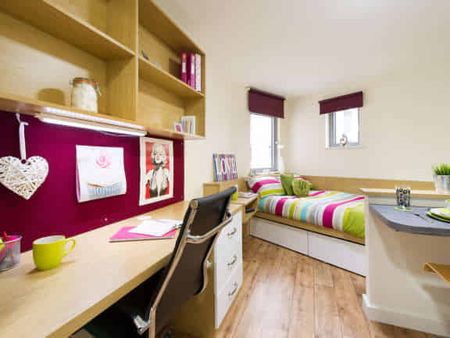 Silver Studio - Photo 3