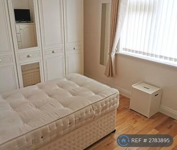 2 bedroom bungalow to rent - Photo 2