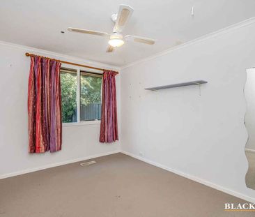 Charming 3-Bedroom Home in Higgins - Photo 3