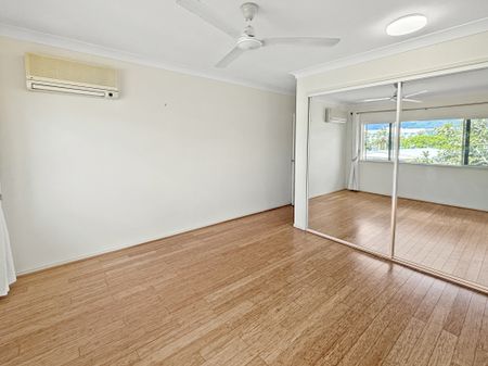 Comfort & Convenience in Cairns North – Spacious 2-Bedroom Apartment - Photo 4