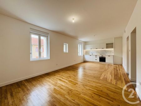 Location Appartement 5 pièces 96m² MONTIGNY LES METZ 57950 - Photo 2