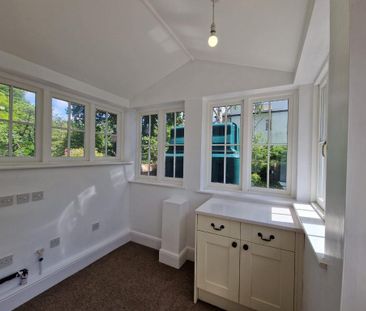 4 bedroom detached house to rent - Photo 1