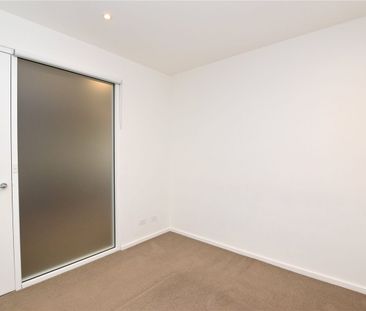 Epic: 9th Floor - Two Bedroom Apartment Boasting Fantastic Building... - Photo 3
