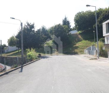 Moradia T3 em Braga - Foto 1