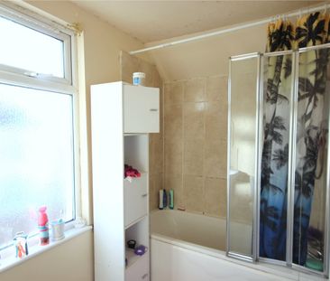 Gloucester Road, - Photo 4