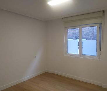 Piso de alquiler en Lugones - Photo 2