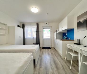 Pronájem bytu 1+kk 25 m2 - Fotografie 2
