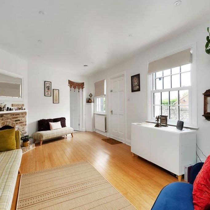 2 bedroom semi-detached house to rent - Photo 1