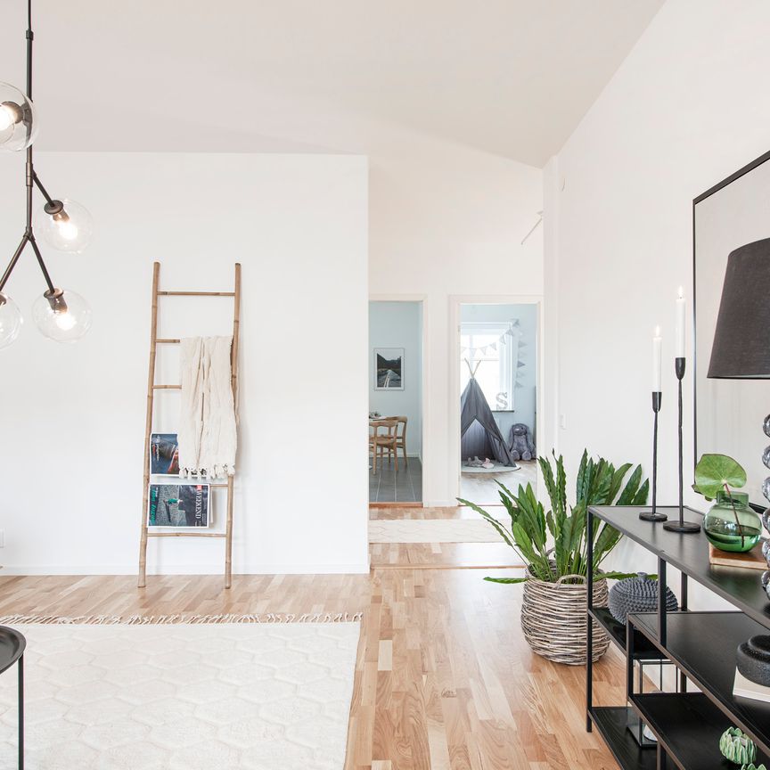 Riktargatan 6 - Foto 1