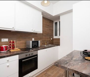 Ενοικίαση κατοικίας, 50 τ.μ., Αθήνα, 730 € - Photo 2