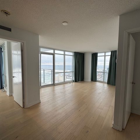 For Lease - 11 Brunel Court Unit# 4815, Toronto, Ontario - Photo 1