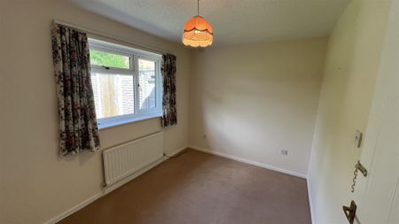 Ambleside Road, SY11 2YJ - Photo 5