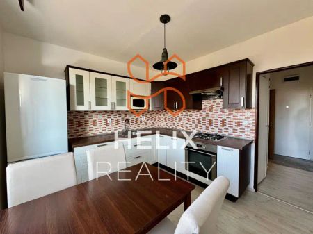 Pronájem bytu 1+1 s balkonem, 39 m - Photo 3