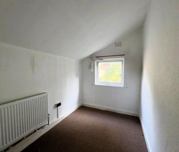 4 bedroom terraced house to rent - Photo 2