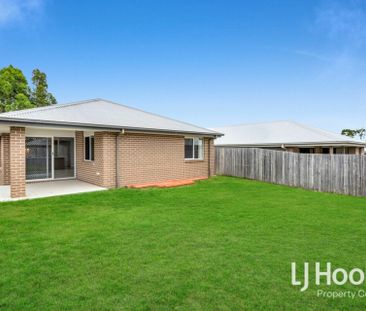 Immediate Walking to Yarrabilba SS - Ideal Family Home - Photo 5