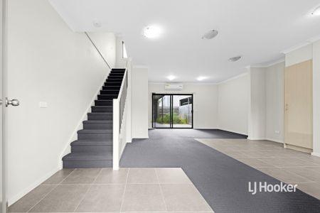 28/20 Hyde Park Avenue, Craigieburn VIC, Belconnen - Photo 2