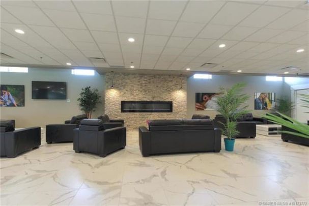 Cambridge House: Furnished Studio Suite - Photo 1