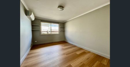 SPACIOUS 5-BEDROOM FAMILY HOME FOR LEASE - ST ALBANS - Photo 2