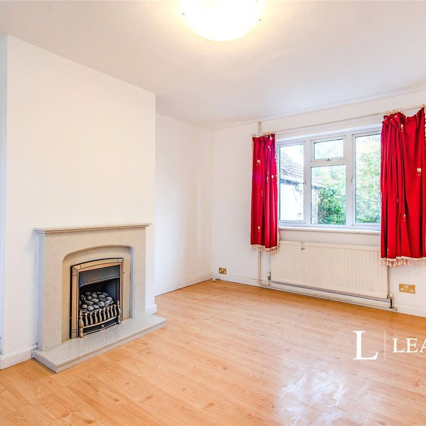 2 bedroom house to rent Mullway, SG6 - Photo 1