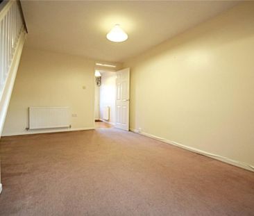 2 bedroom end of terrace house to rent - Photo 2