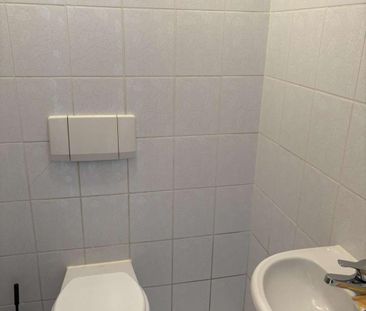 2-ZKB Etagenwohnung - Foto 2