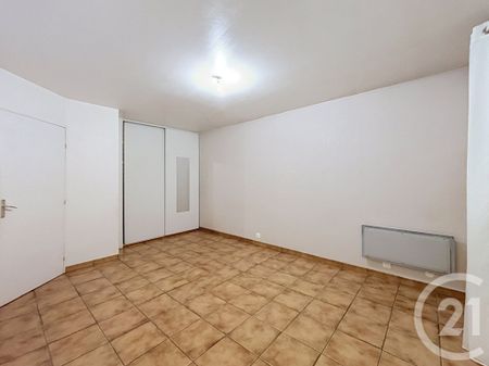 Location Appartement 1 pièce 28m² PONTHIERRY 77310 - Photo 5